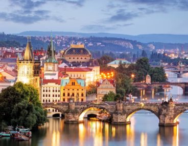 Prag Stadtbild bei Nacht